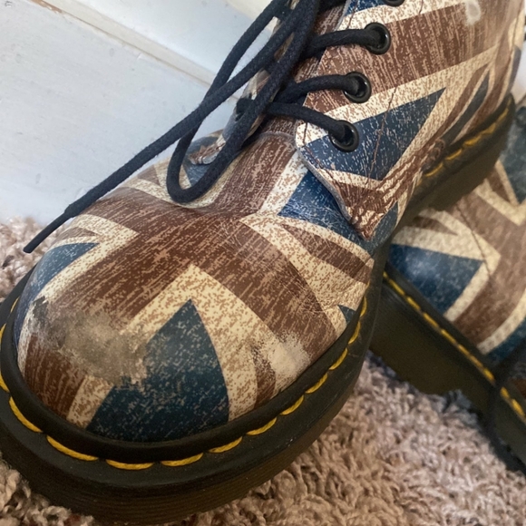 Dr Martens Boots m8 - Picture 8 of 8